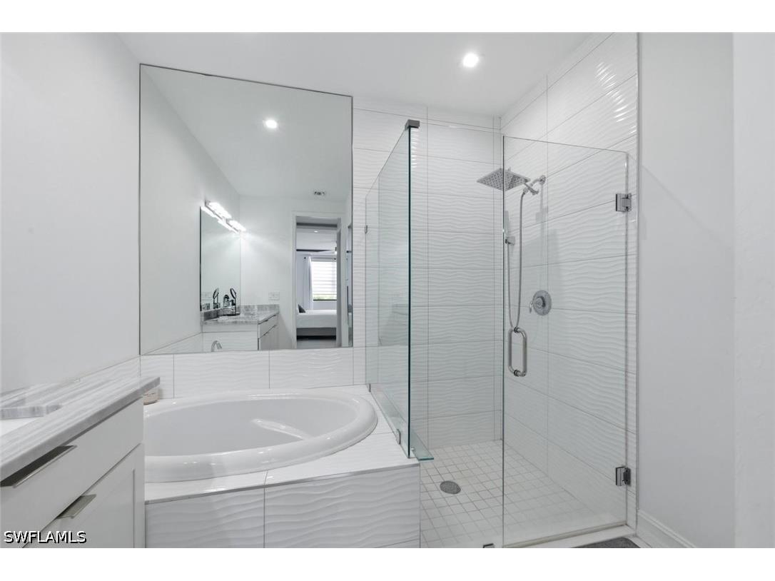 7345 Rockefeller Drive Naples FL 34119 226019959 image23