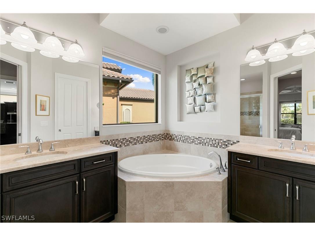 7347 Lantana Circle Naples FL 34119 226006558 image16