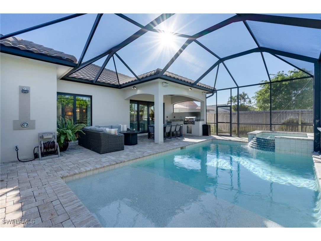735 99th Avenue N Naples FL 34108 226004551 image1