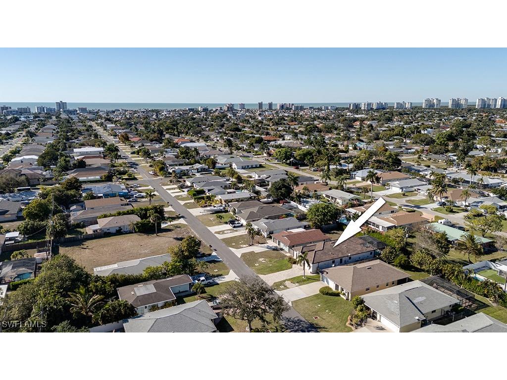 735 99th Avenue N Naples FL 34108 226004551 image32