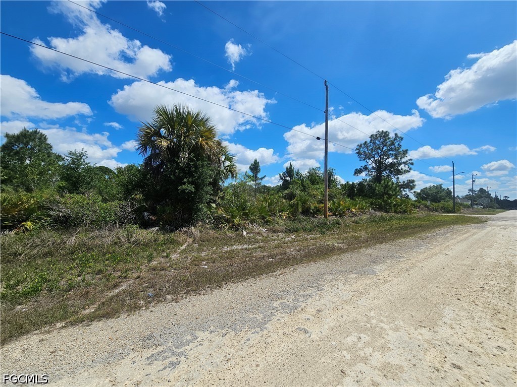 735 Central Street E Lehigh Acres FL 33974 2026020016 image2