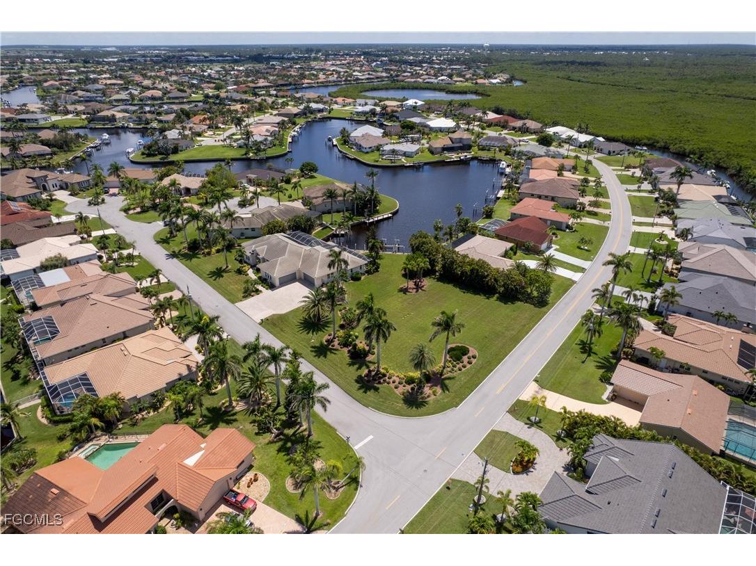 735 Elisa Drive Punta Gorda FL 33950 2025011546 image28