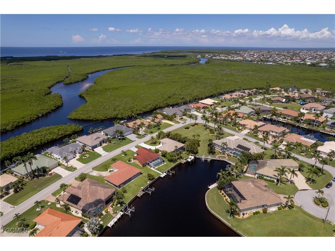 735 Elisa Drive Punta Gorda FL 33950 2025011546 image4