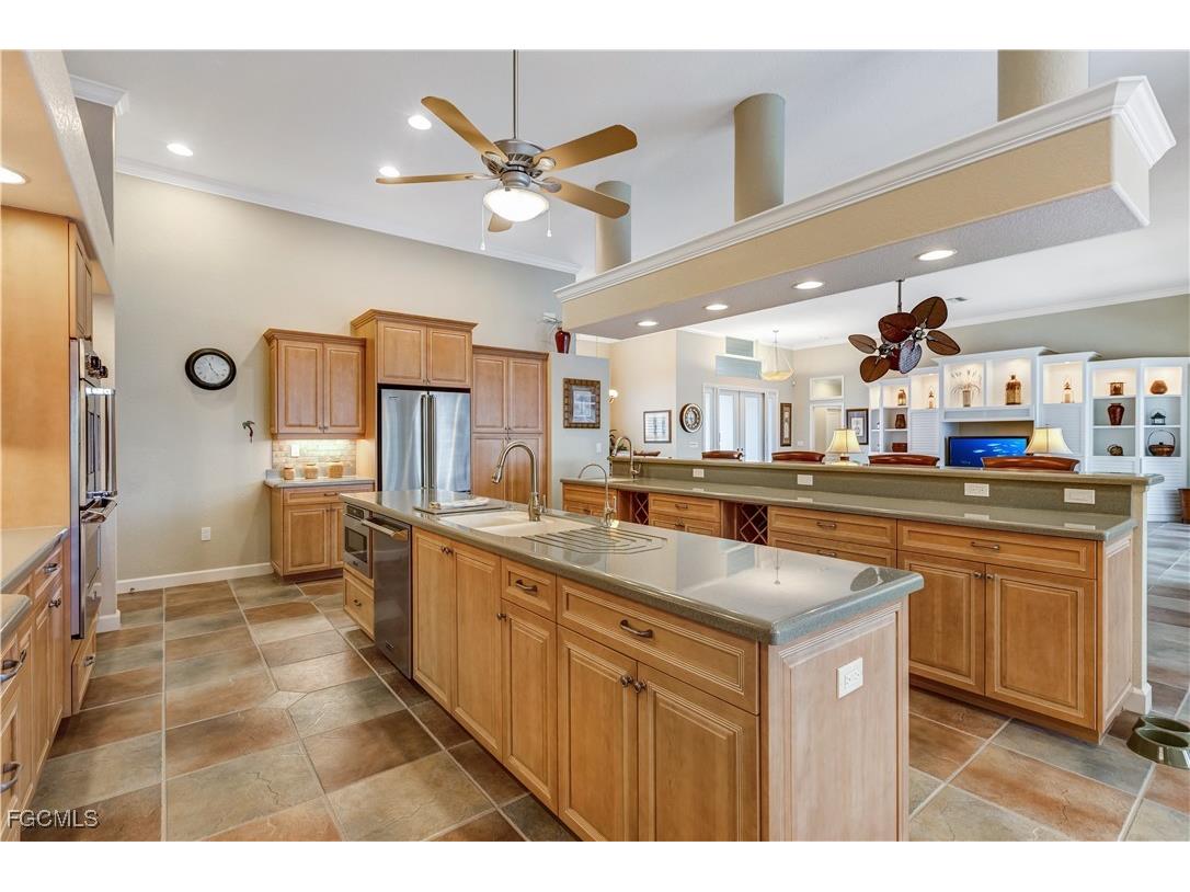 735 Elisa Drive Punta Gorda FL 33950 2025011546 image6