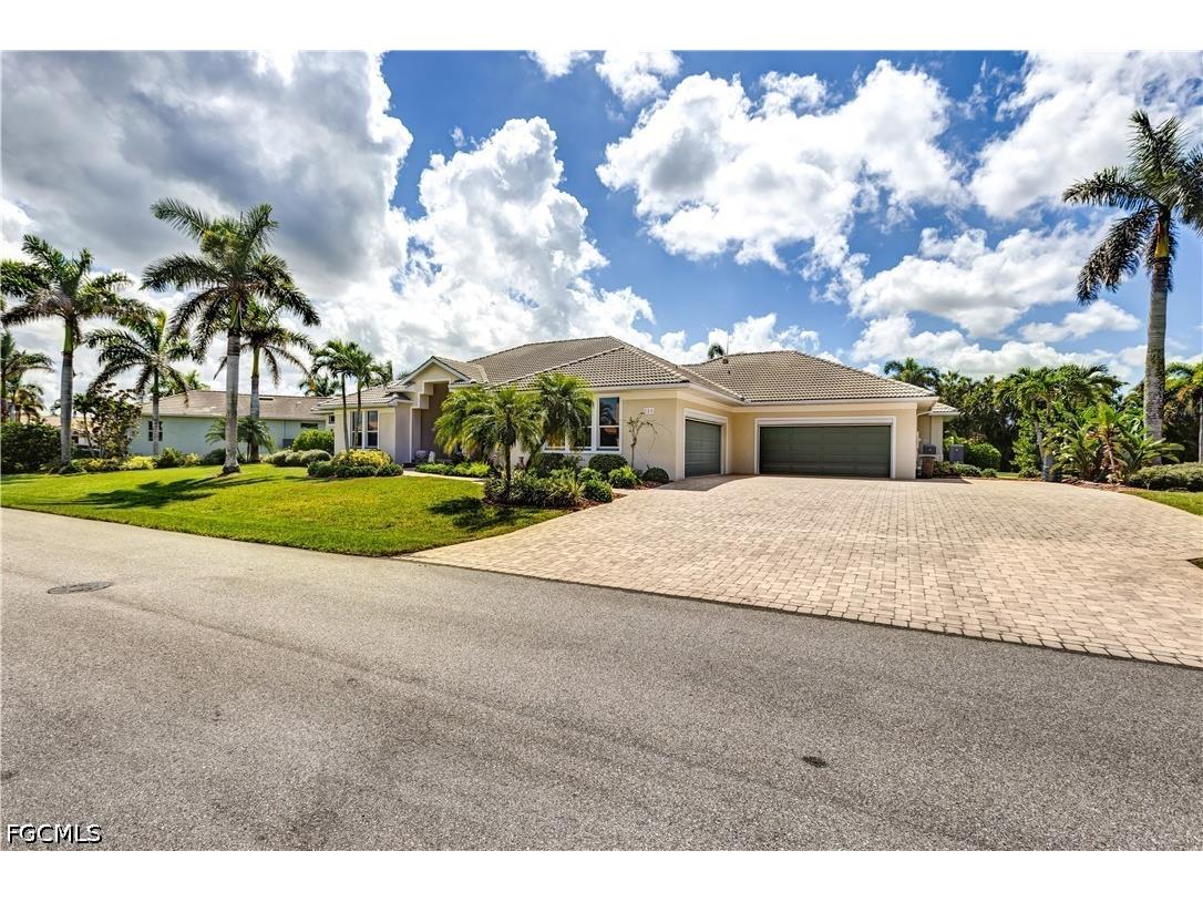 735 Elisa Drive Punta Gorda FL 33950 2026024385 image1