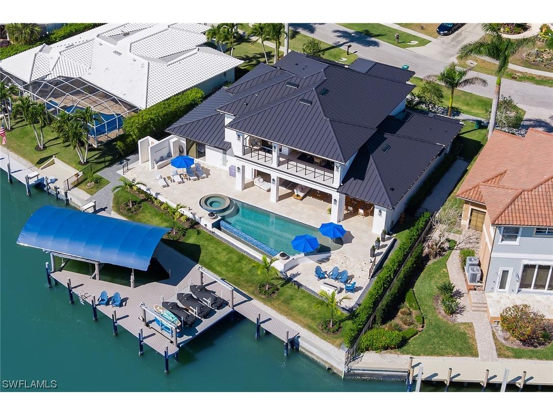 735 Fairlawn Court Marco Island FL 34145 223013137 image1