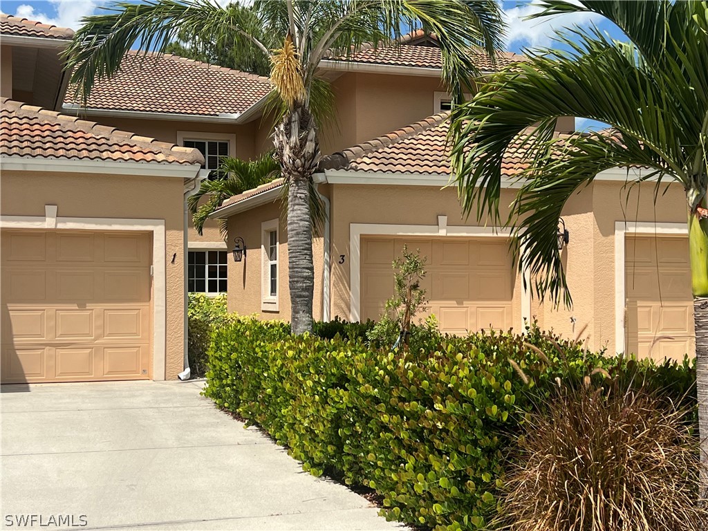 735 Luisa Lane #3 Naples FL 34104 224049291 image1