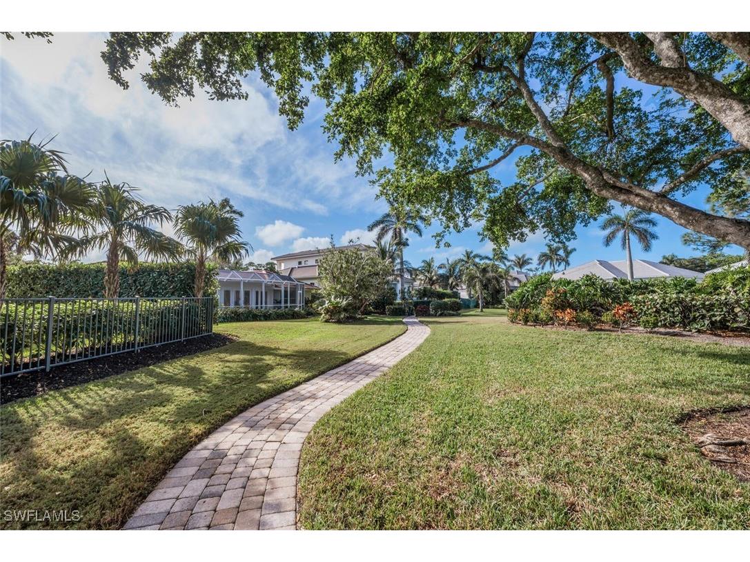 735 Parkview Lane Naples FL 34103 225081805 image30