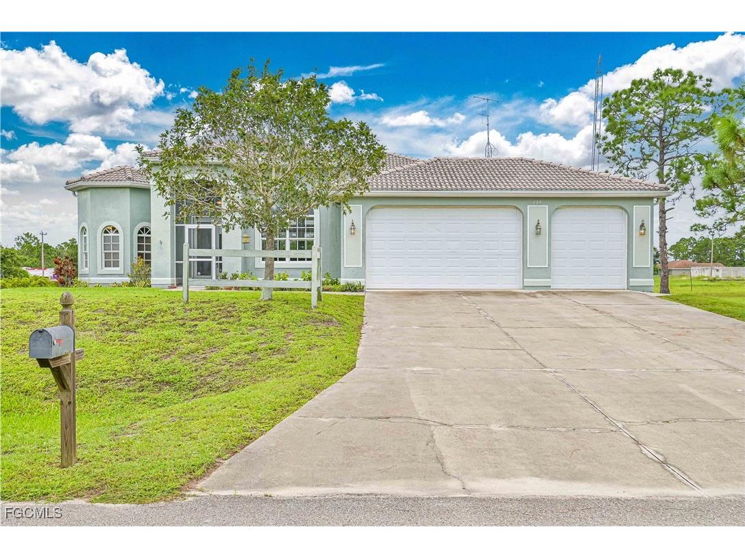 735 Troy Avenue Lehigh Acres FL 33974 2025010065 image1