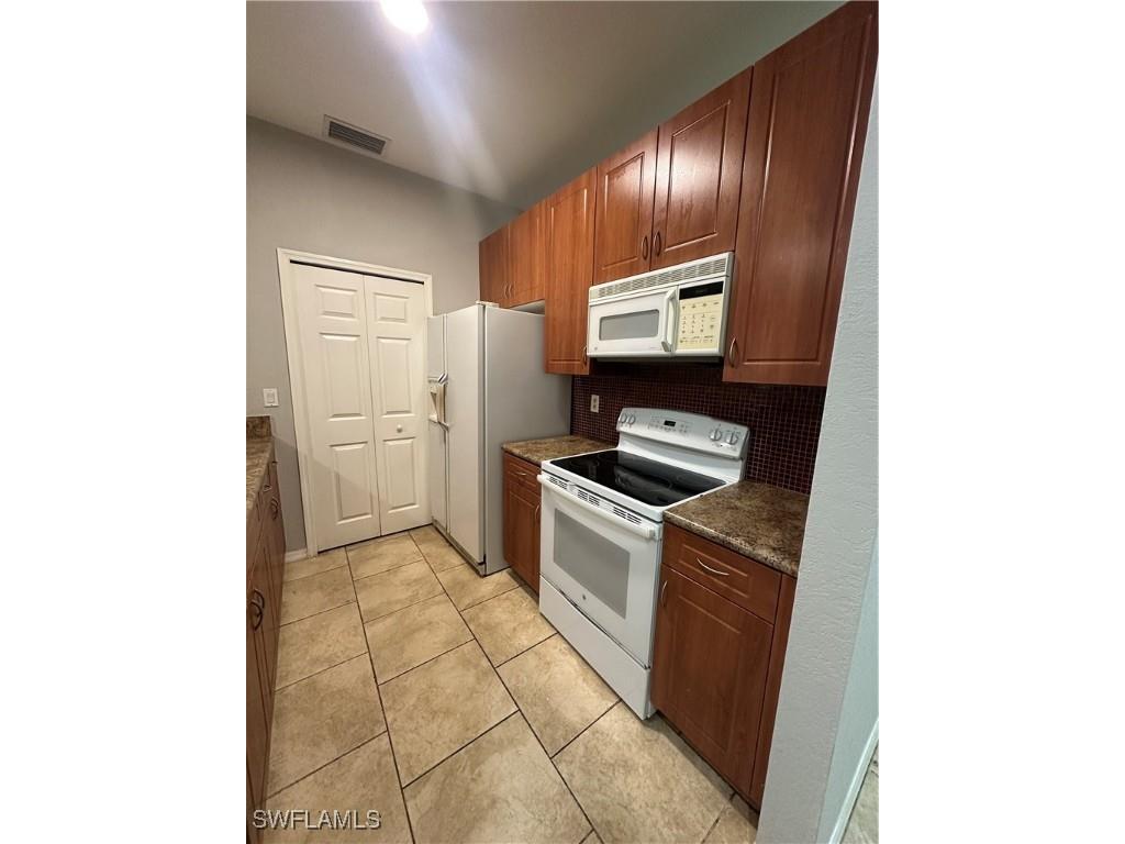 7350 Bristol Circle Naples FL 34120 225084113 image4