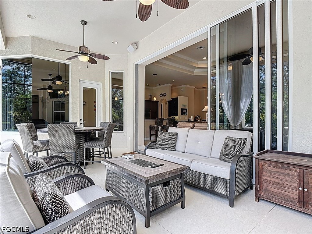 7352 Heritage Palms Estates Drive Fort Myers FL 33966 2026013451 image1