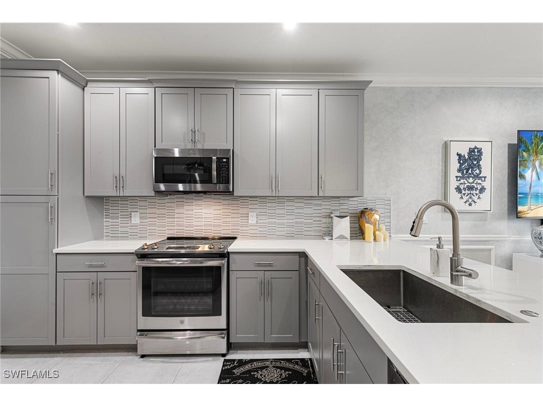 7357 Rockefeller Drive Naples FL 34119 225005491 image1