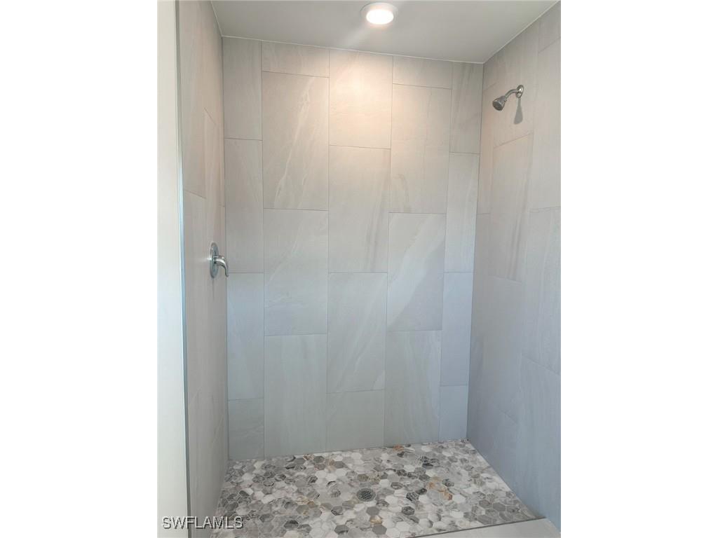 736/738 Gilbert Avenue S Lehigh Acres FL 33973 225074116 image4