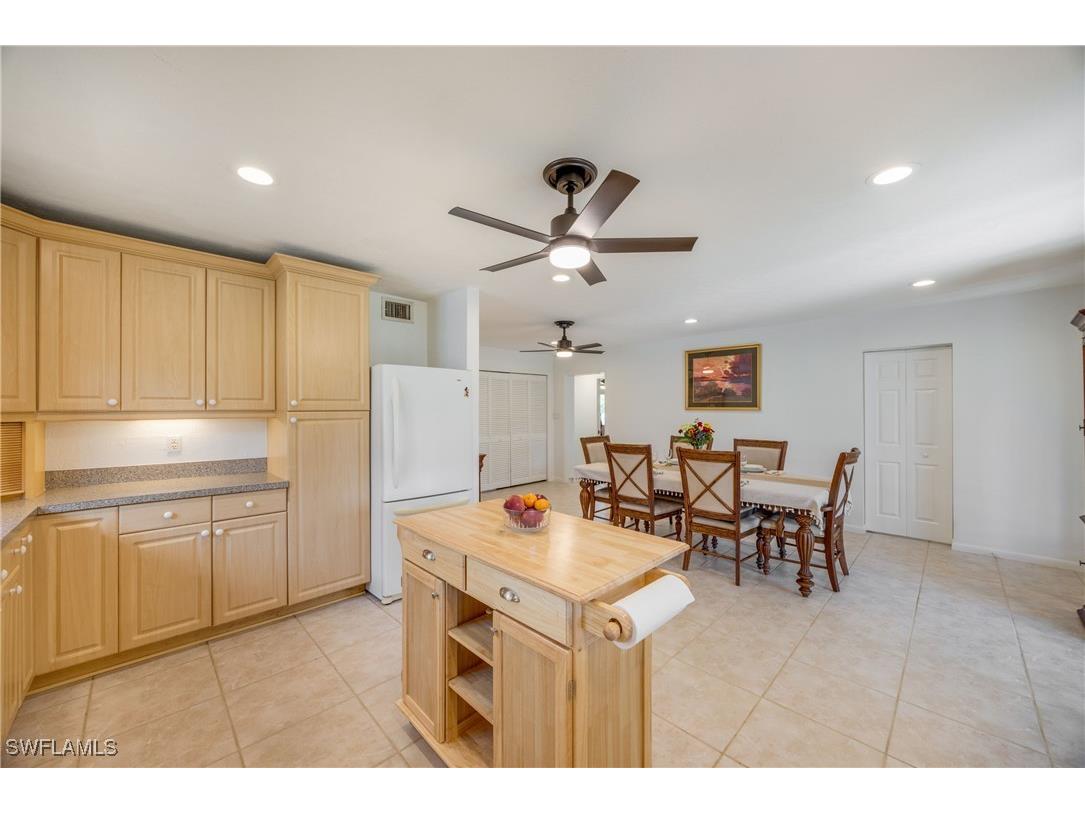 736 92nd Avenue N Naples FL 34108 225080289 image11