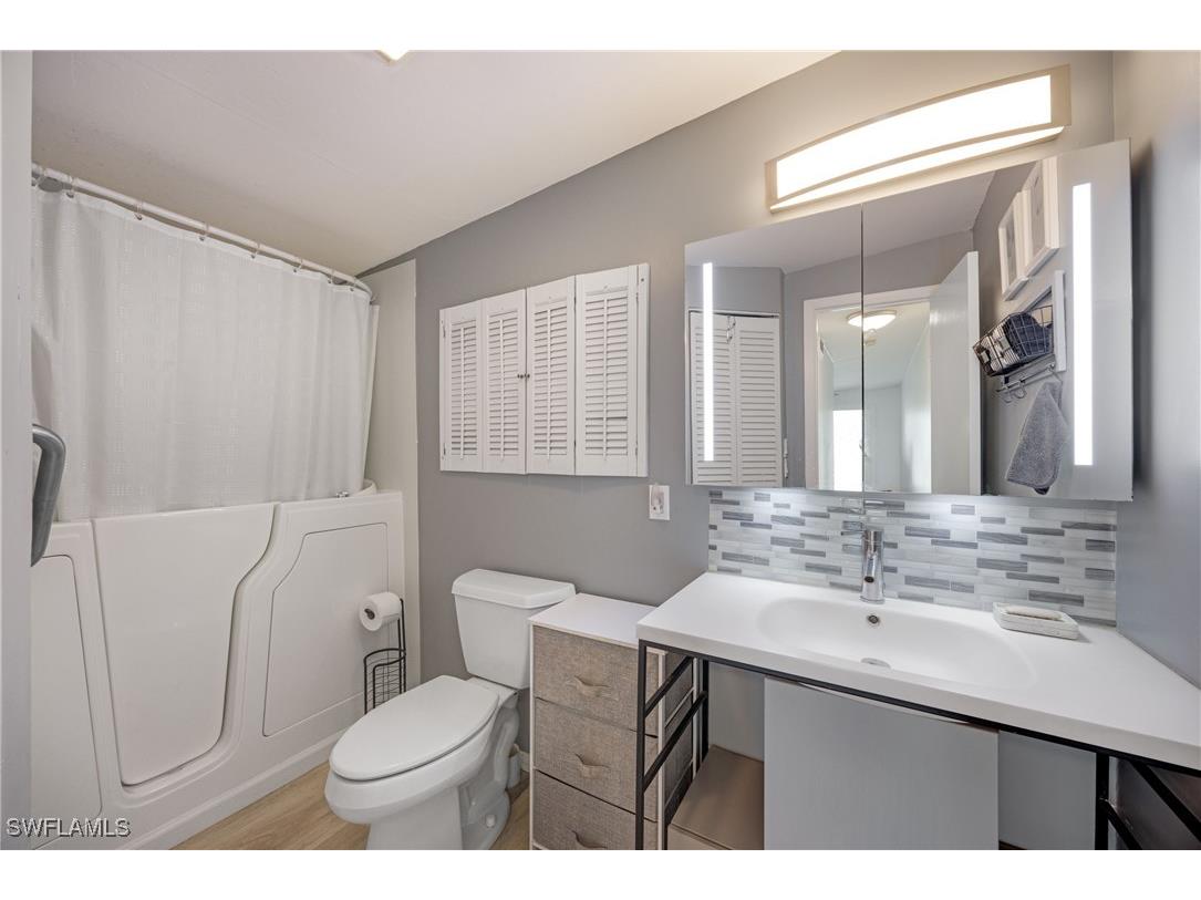 736 92nd Avenue N Naples FL 34108 225080289 image6