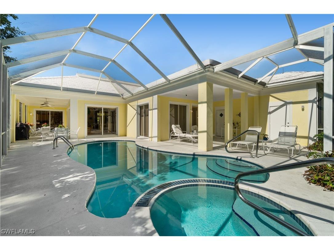 736 Ashburton Drive Naples FL 34110 223026776 image1