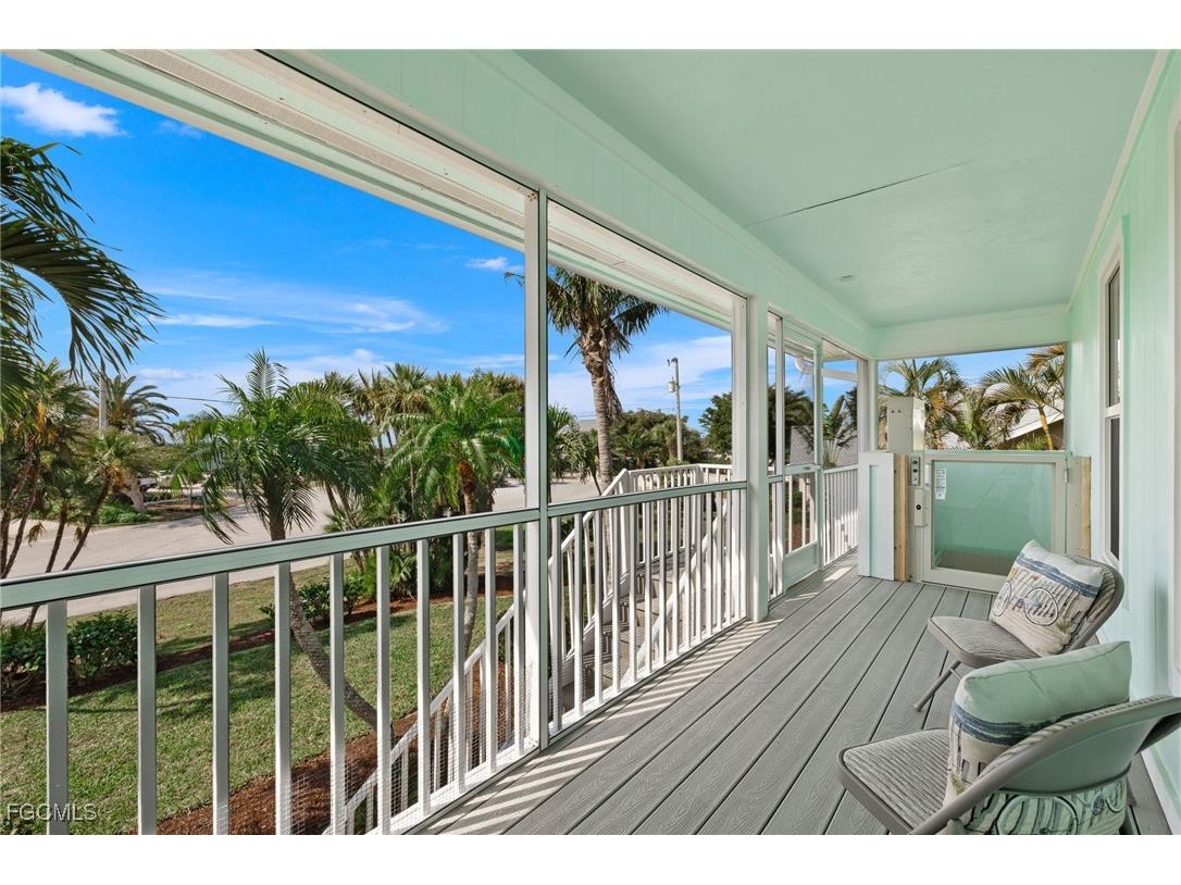 736 Durion Court Sanibel FL 33957 2025017488 image28