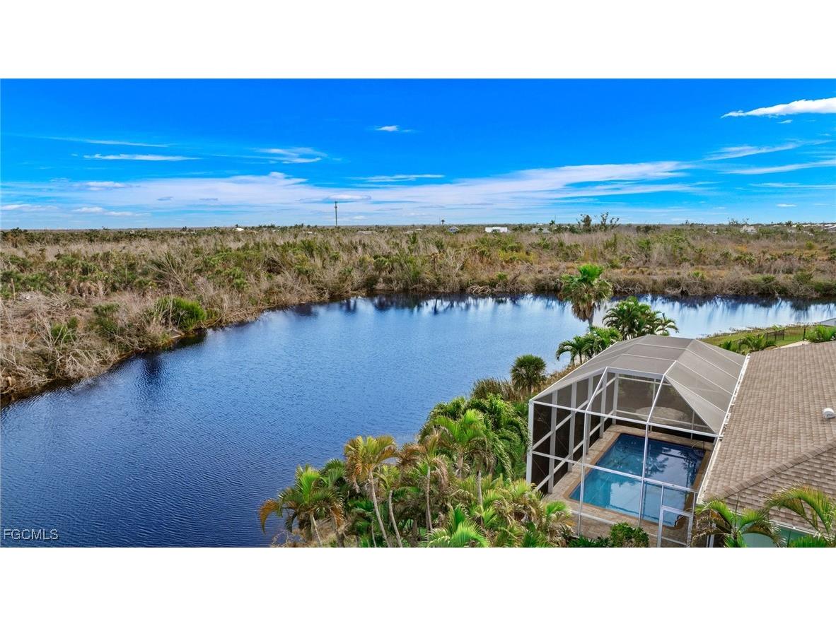 736 Durion Court Sanibel FL 33957 2025017488 image3