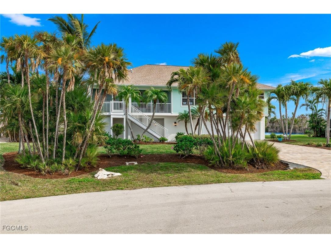 736 Durion Court Sanibel FL 33957 2025017488 image30