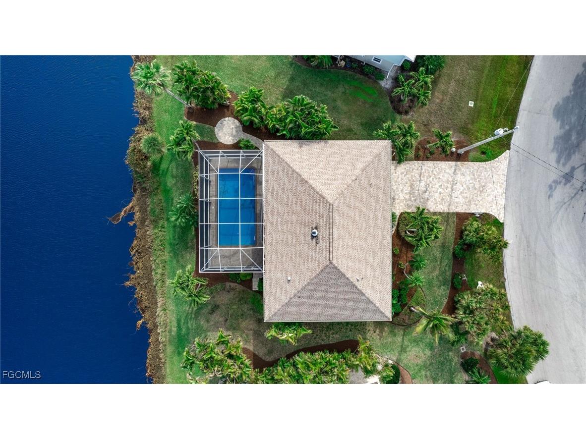 736 Durion Court Sanibel FL 33957 2025017488 image31