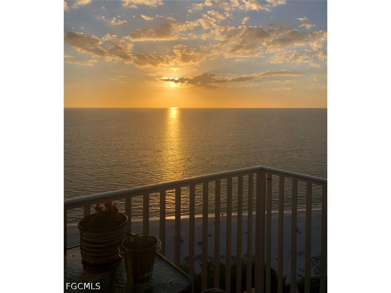 7360 Estero Boulevard #PH6 Fort Myers Beach FL 33931 2026012665 image7