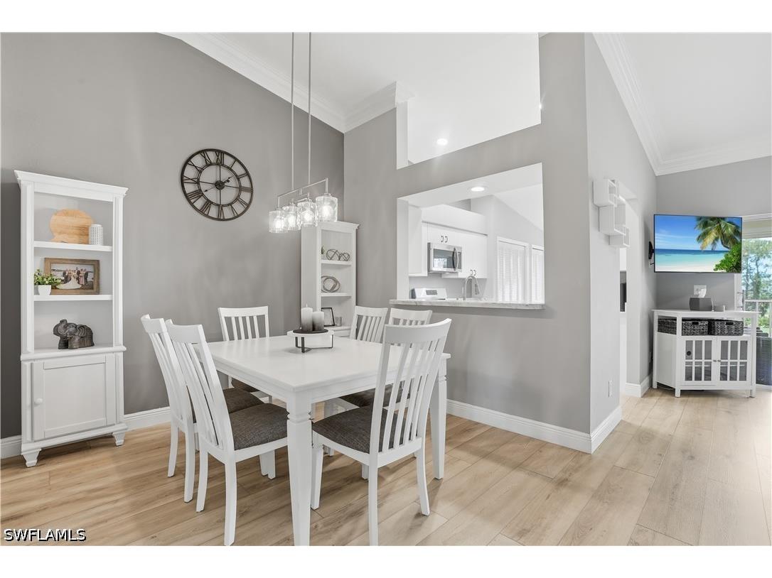 7360 Glenmoor Lane #304 Naples FL 34104 226021609 image14