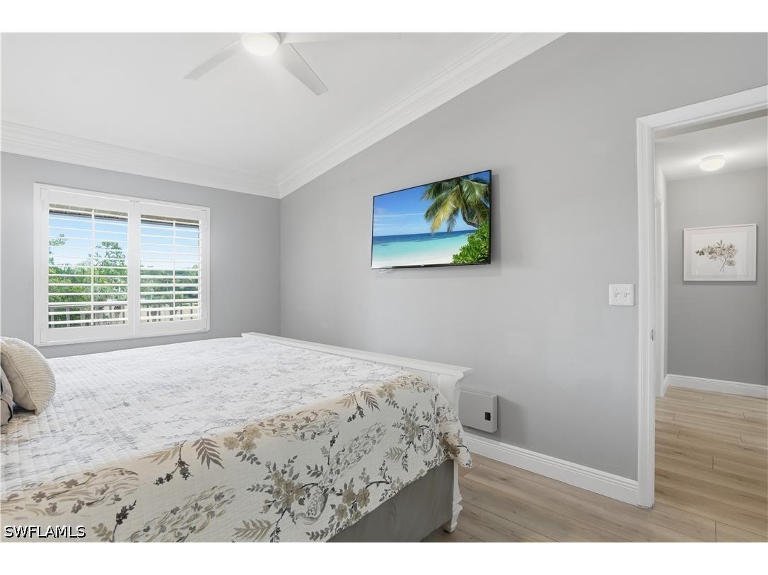 7360 Glenmoor Lane #304 Naples FL 34104 226021609 image17