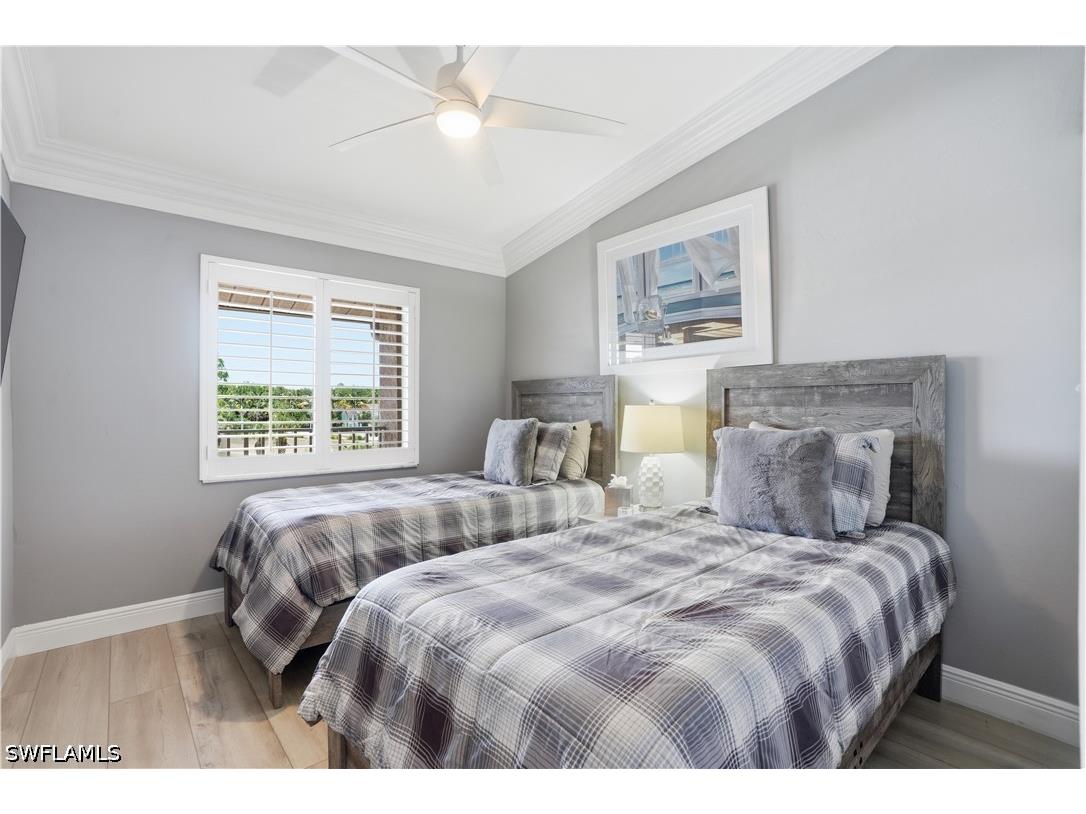 7360 Glenmoor Lane #304 Naples FL 34104 226021609 image22