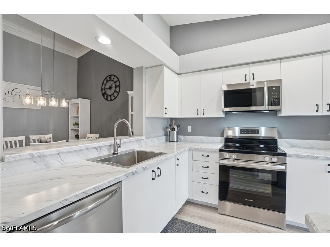 7360 Glenmoor Lane #304 Naples FL 34104 226021609 image7