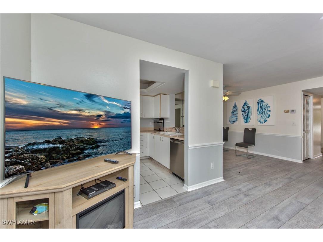 7360 Glenmoor Lane #4208 Naples FL 34104 225081293 image2