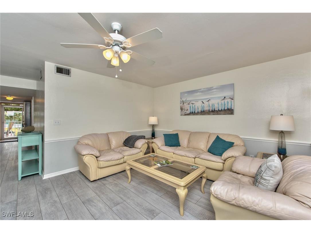 7360 Glenmoor Lane #4208 Naples FL 34104 225081293 image4