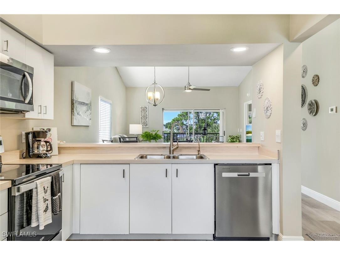 7360 Glenmoor Lane #4301 Naples FL 34104 226005052 image2