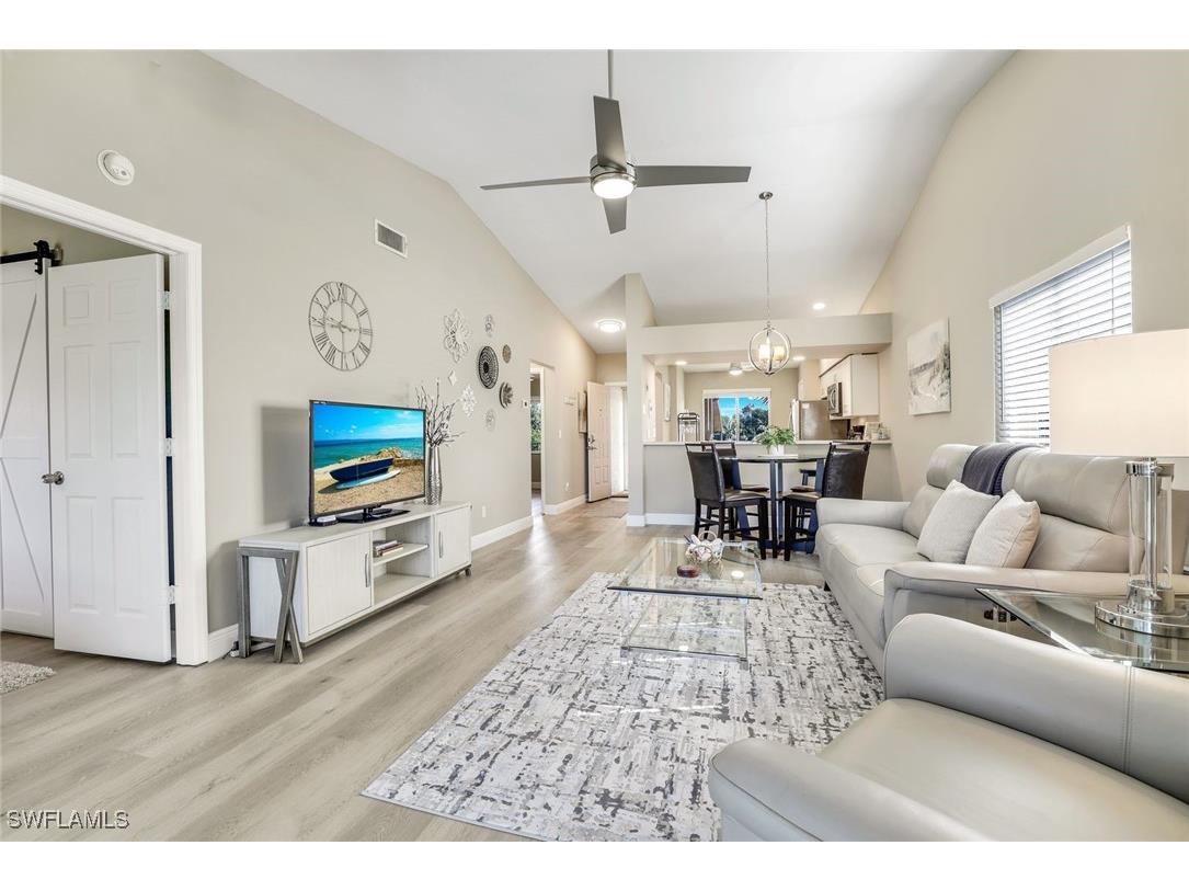 7360 Glenmoor Lane #4301 Naples FL 34104 226005052 image5