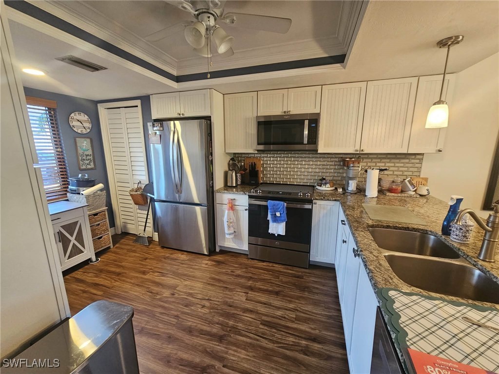 7360 Saint Ives Way #2101 Naples FL 34104 225081915 image3