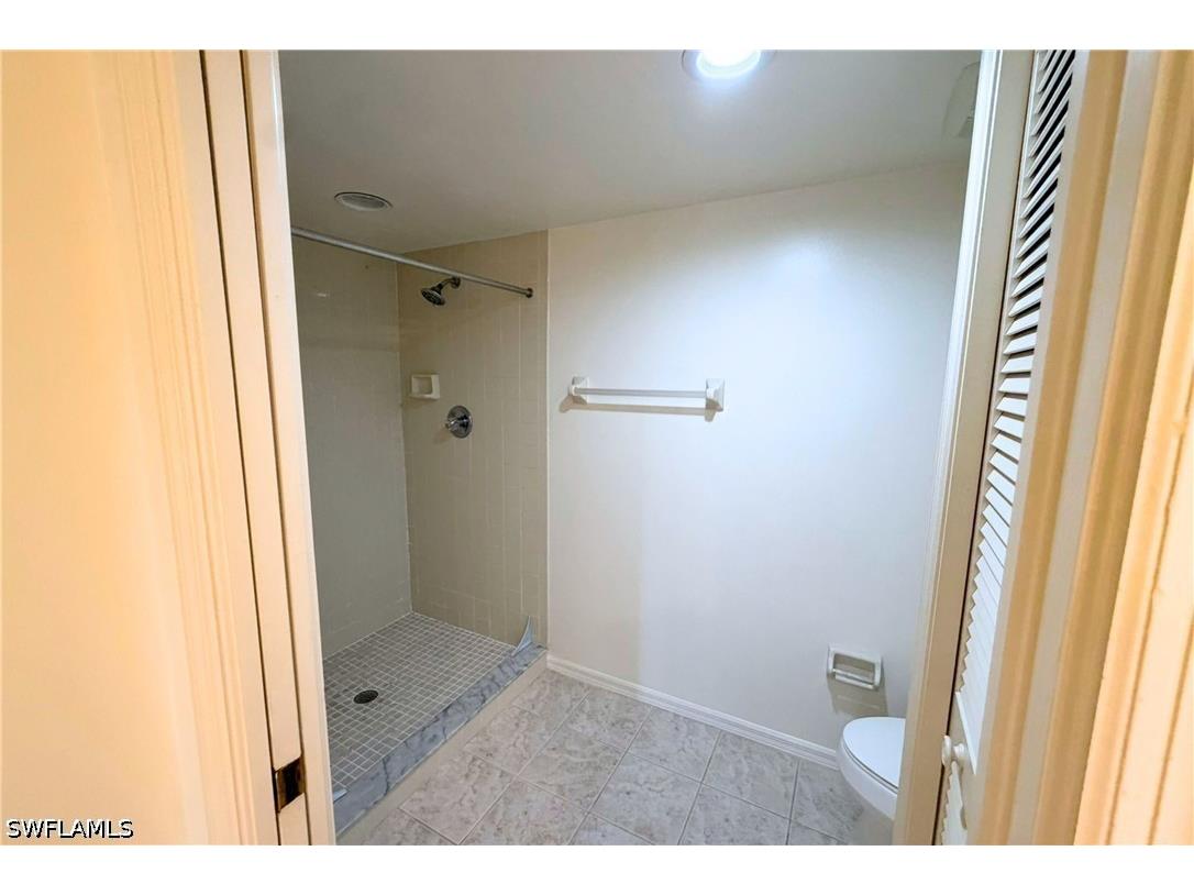 7360 Saint Ives Way #2205 Naples FL 34104 226015454 image25