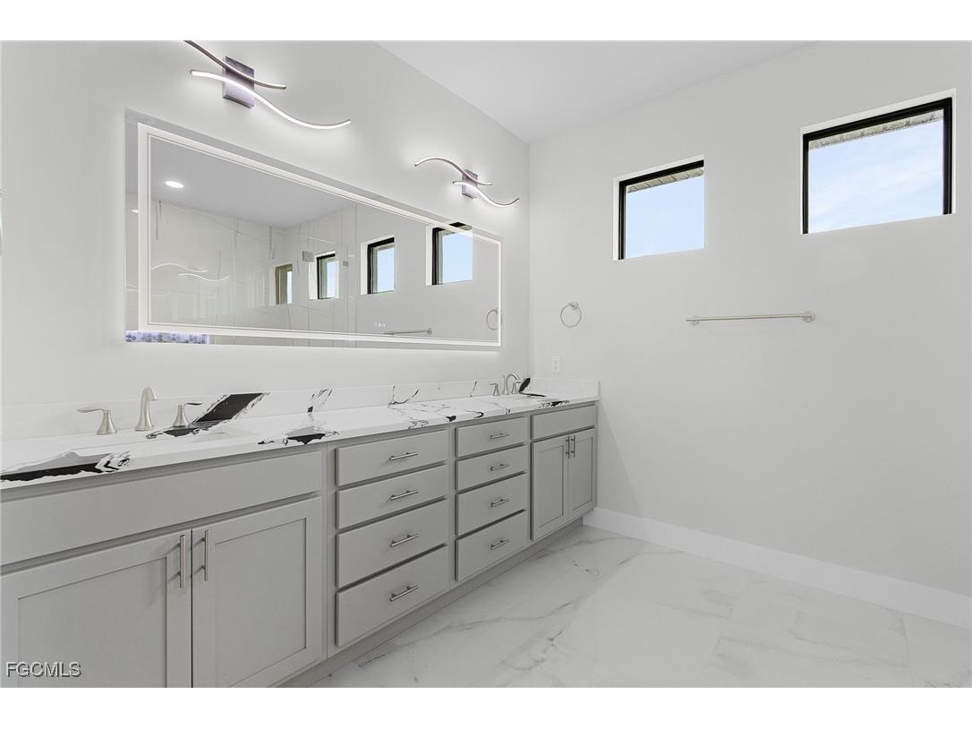 7363 N Moss Rose Punta Gorda FL 33955 2025010313 image6