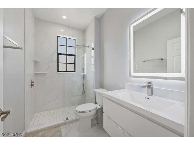 7368 Bristol Circle Naples FL 34120 226009214 image21