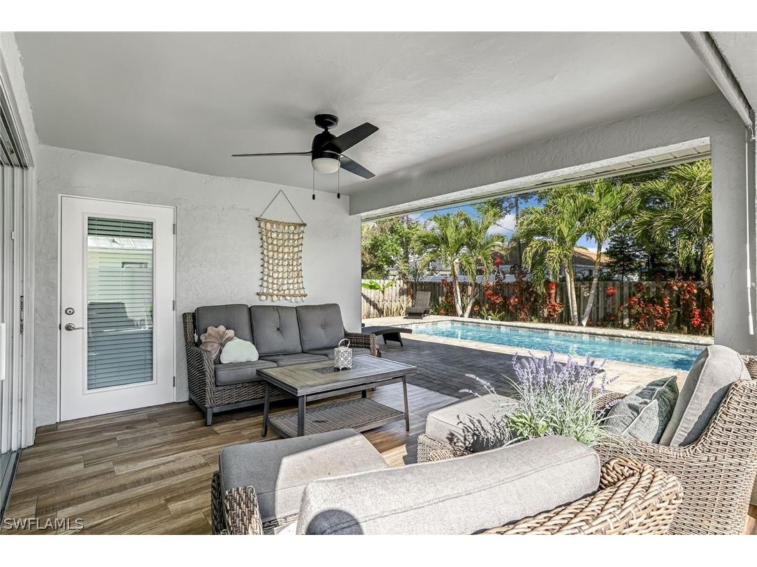 737 91st Avenue N Naples FL 34108 226009528 image1