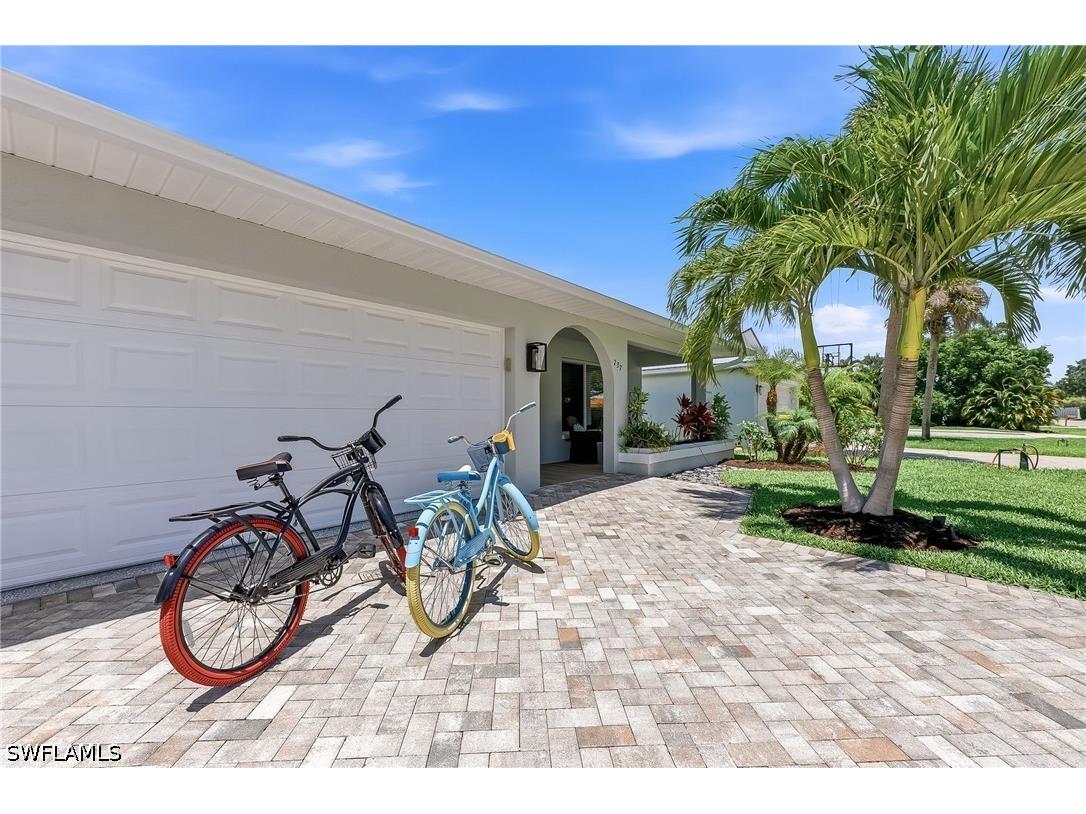 737 91st Avenue N Naples FL 34108 226020484 image6