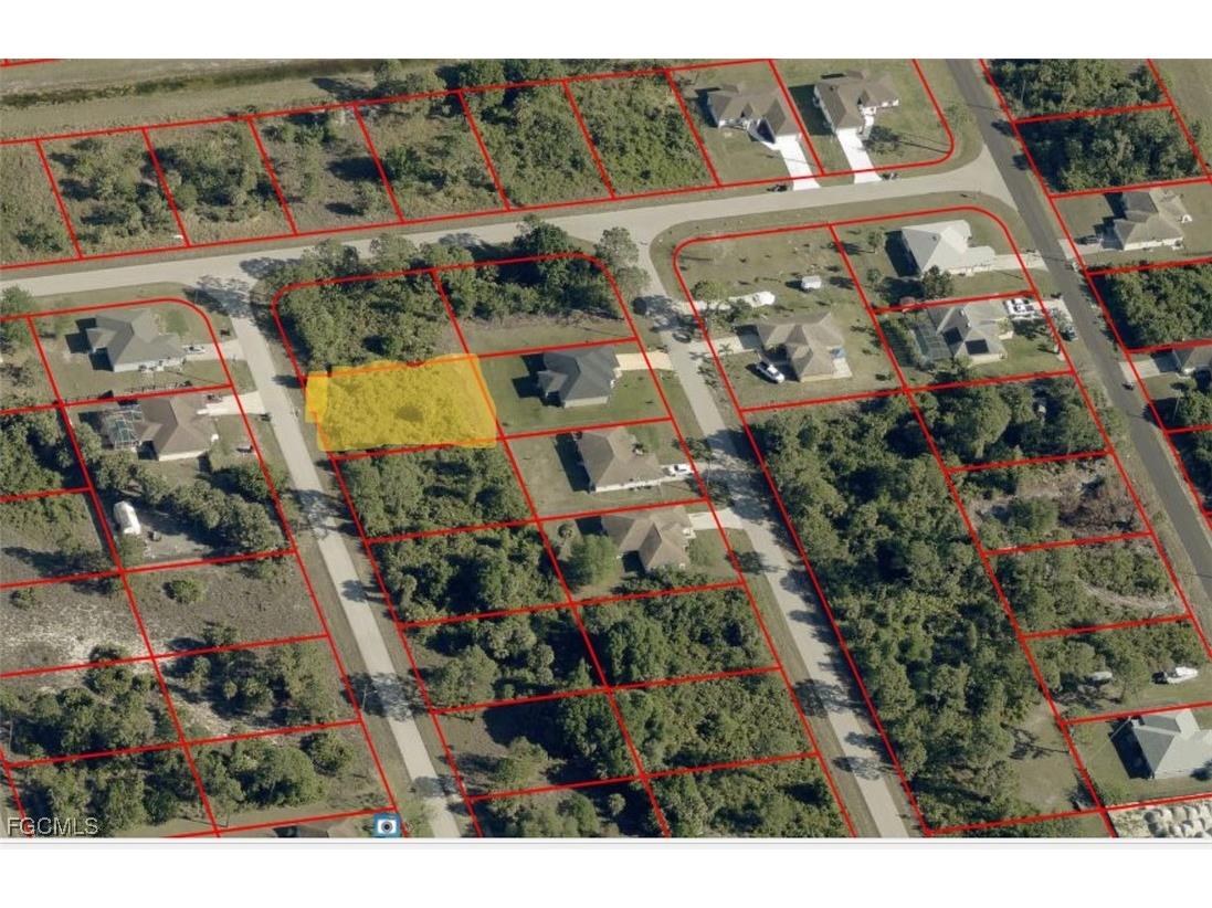 737 Bianca Lehigh Acres FL 33974 2025010552 image1