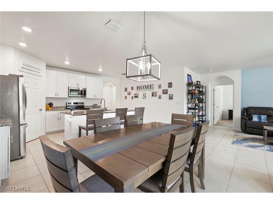 737 Hadley Street W Naples FL 34104 226008816 image5