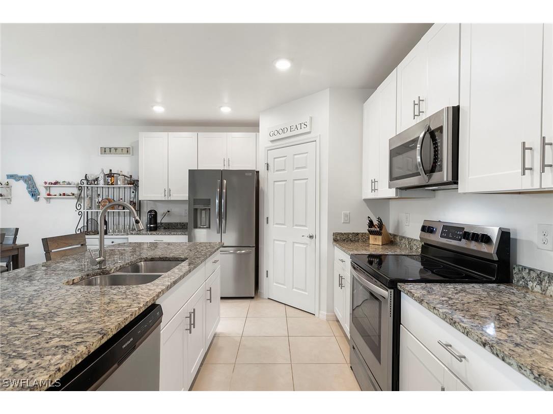 737 Hadley Street W Naples FL 34104 226008816 image8