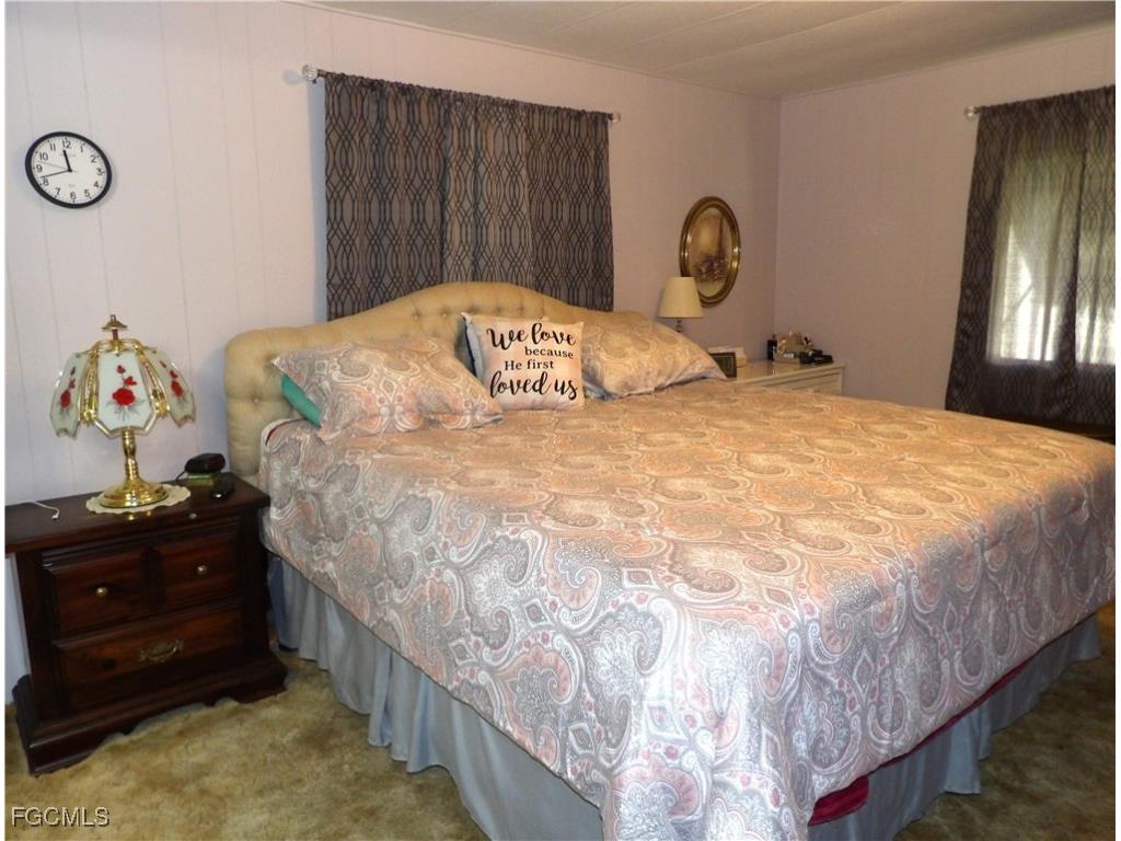 737 Knotty Pine Circle North Fort Myers FL 33917 2025015911 image11