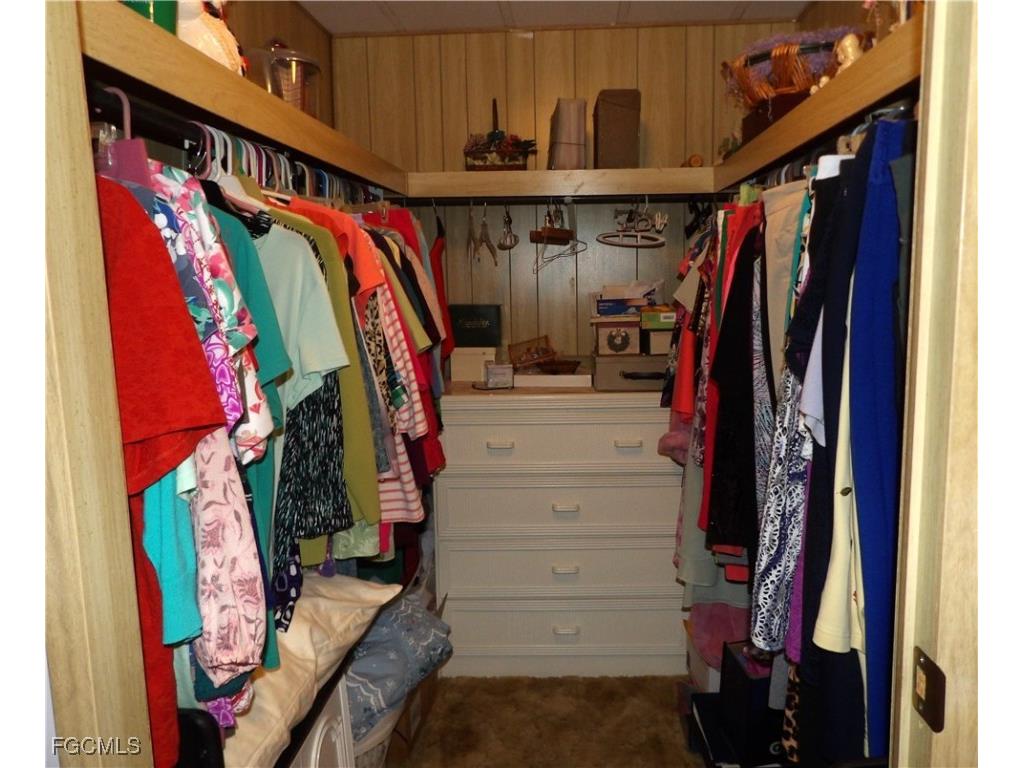 737 Knotty Pine Circle North Fort Myers FL 33917 2025015911 image13