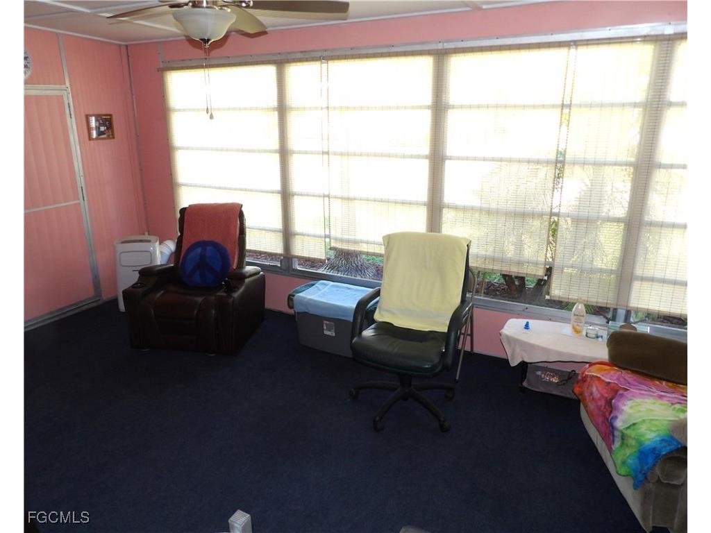 737 Knotty Pine Circle North Fort Myers FL 33917 2025015911 image17