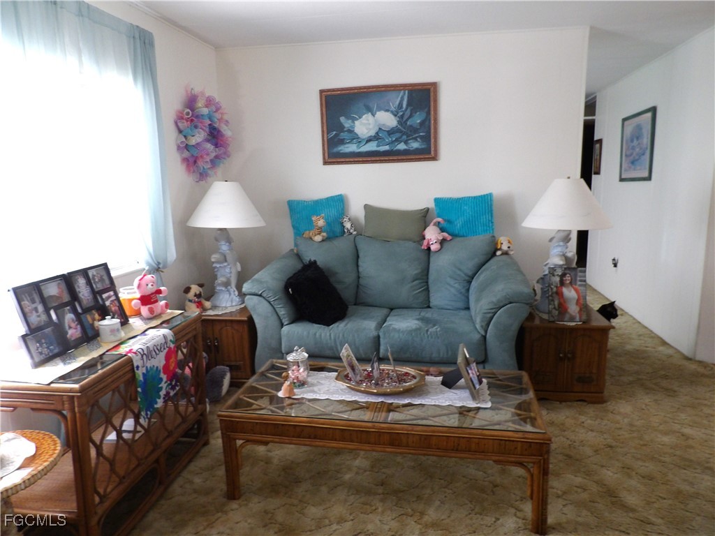 737 Knotty Pine Circle North Fort Myers FL 33917 2025015911 image6