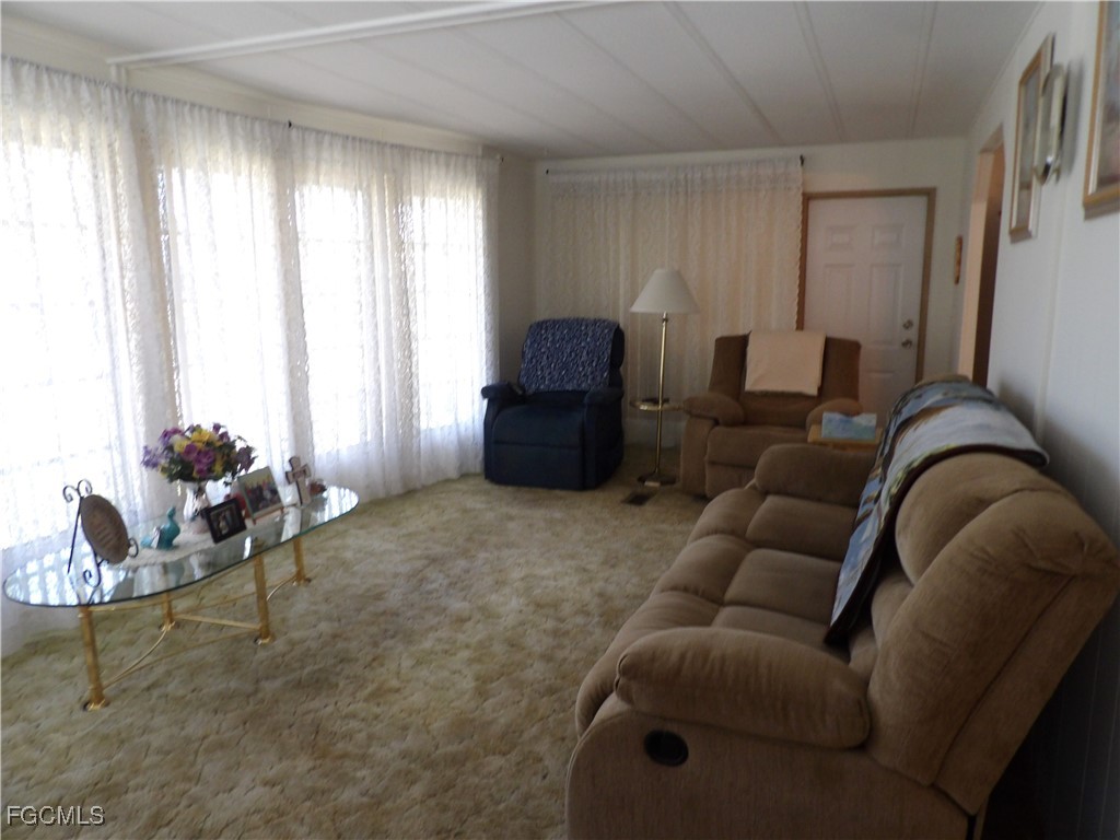 737 Knotty Pine Circle North Fort Myers FL 33917 2025015911 image9