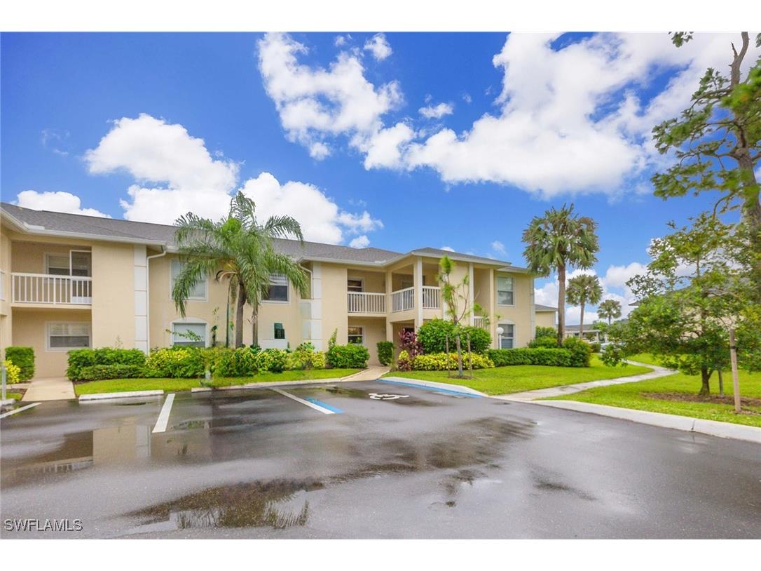 737 Landover Court #203 Naples FL 34104 224080051 image1