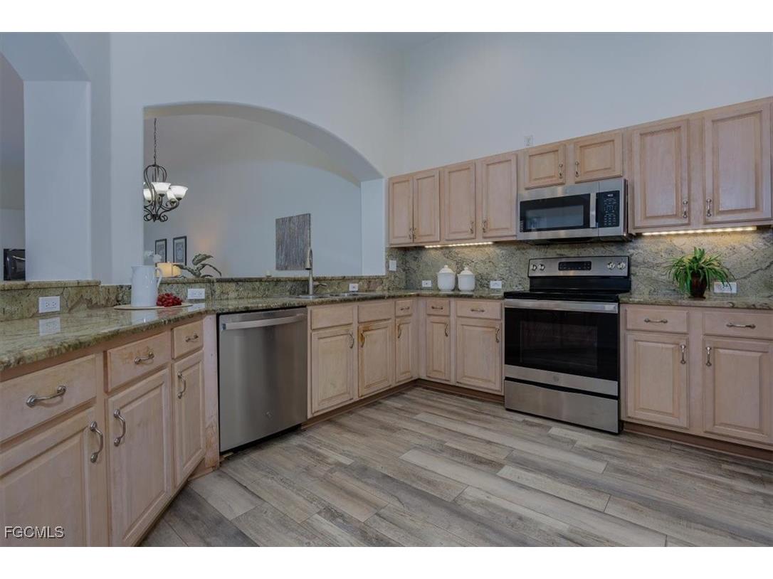 737 Mainsail Place Naples FL 34110 2025007527 image7