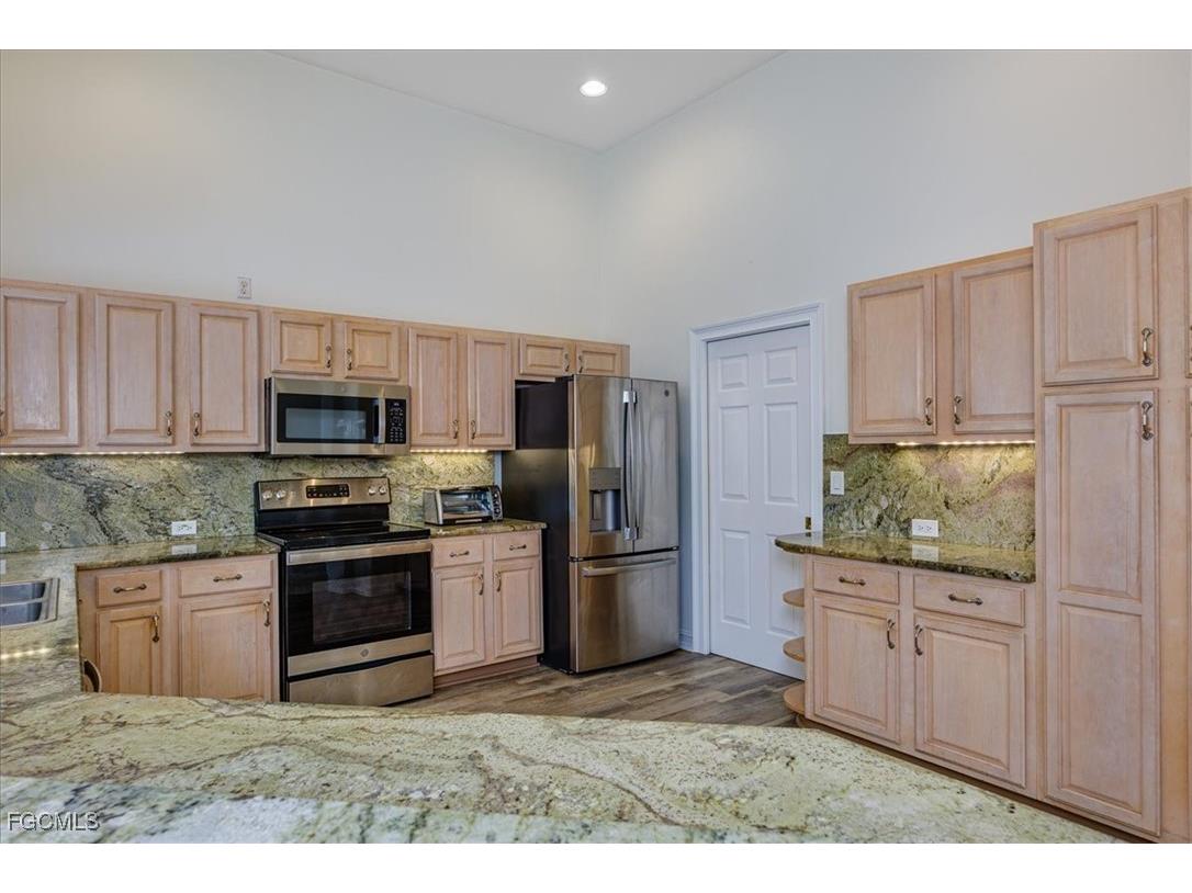 737 Mainsail Place Naples FL 34110 2025007527 image8